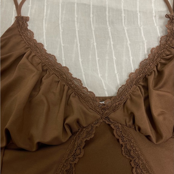 Brown crop top. Lace trim. Perfect for nights out or hot summer days! - Picture 4 of 5